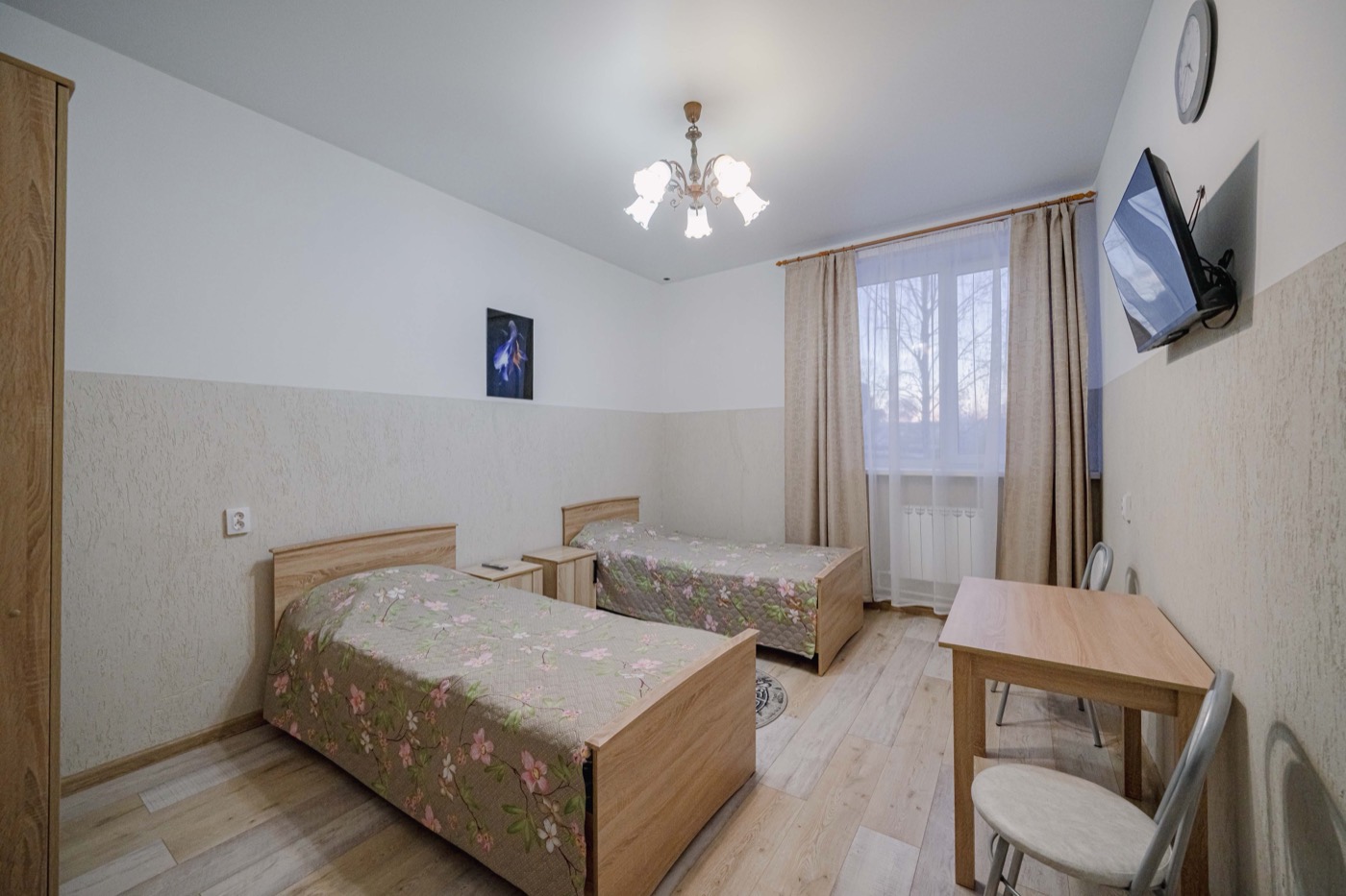 Стандартный номер с двумя односпальными кроватями